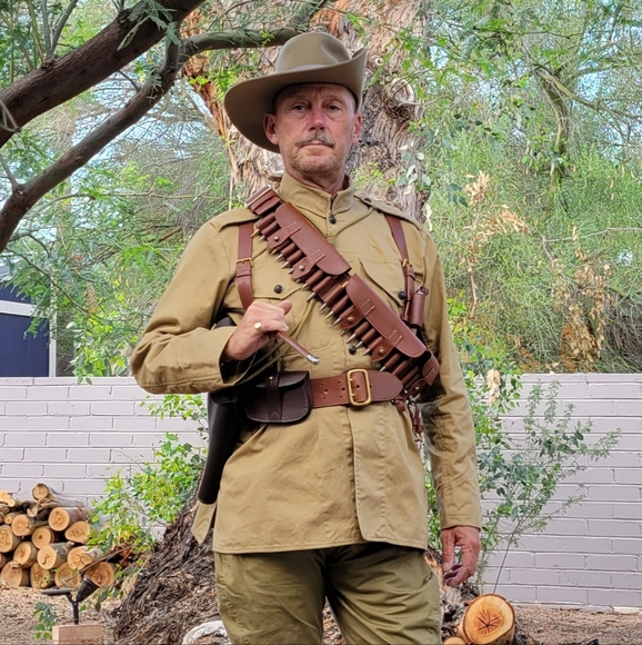 Meet your Posher, Colonel - Picture 5 of 6